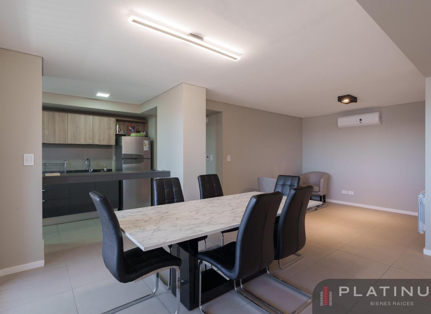 Departamento en Venta de 3 Dormitorios con cochera - Cofico