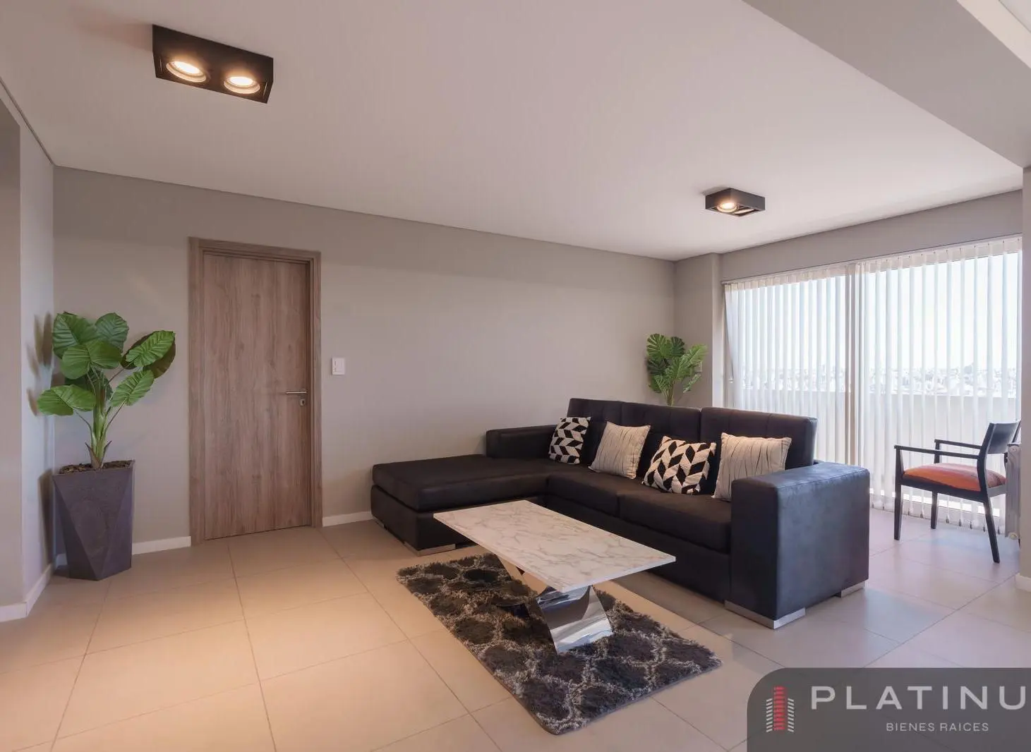 Departamento en Venta de 3 Dormitorios con cochera - Cofico 4
