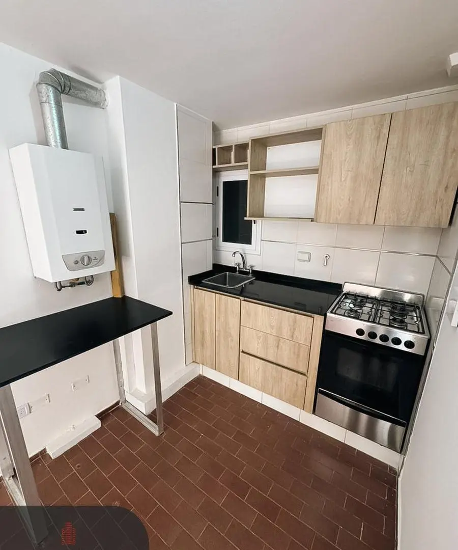 Departamento en Venta de 2 Dormitorios - Nueva Córdoba 5
