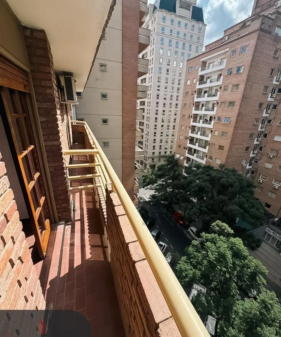 Departamento en Venta de 2 Dormitorios - Nueva Córdoba 4