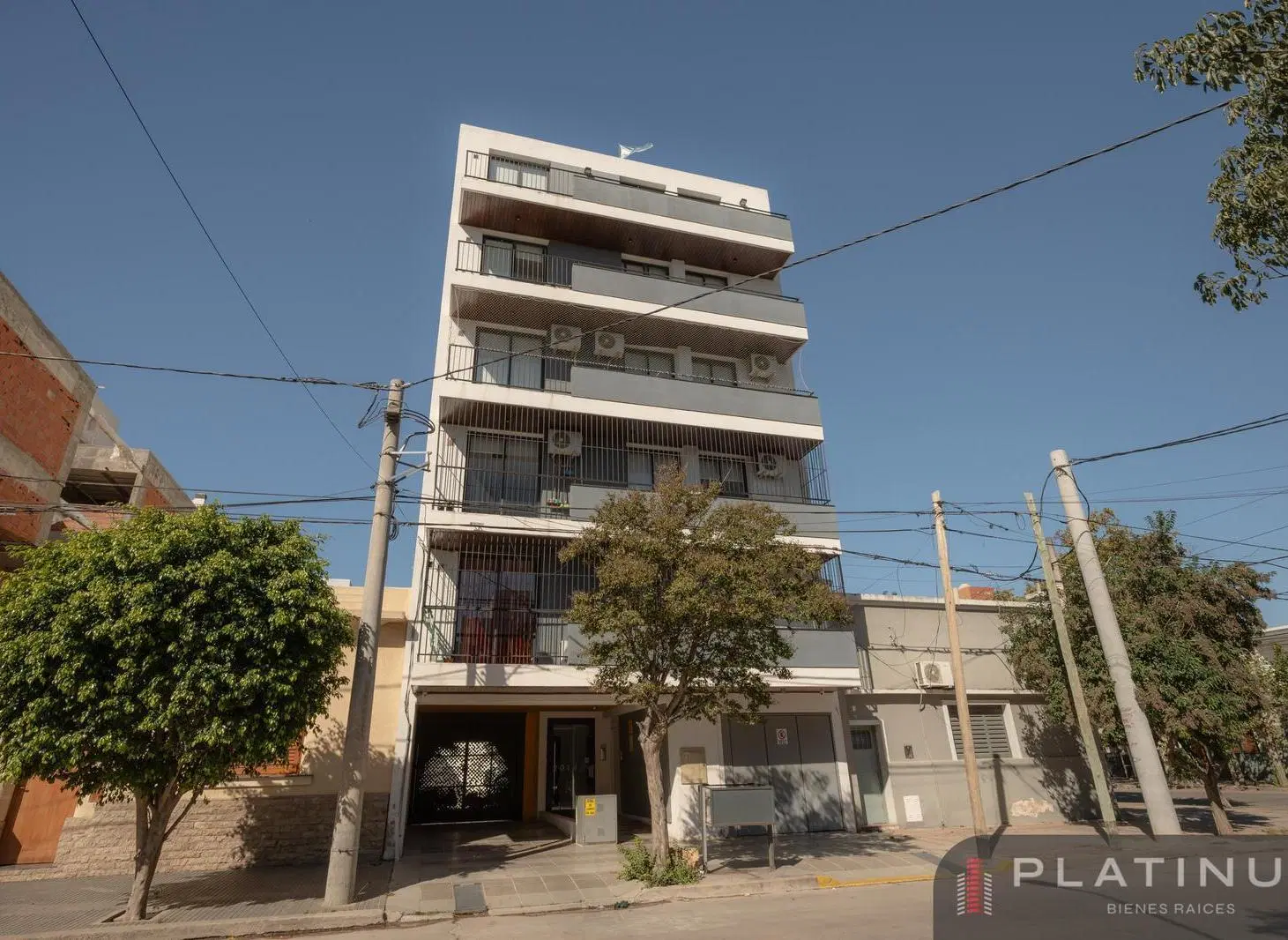 Departamento en Venta de 2 Dormitorios- Apto Credito - Alta Córdoba 3