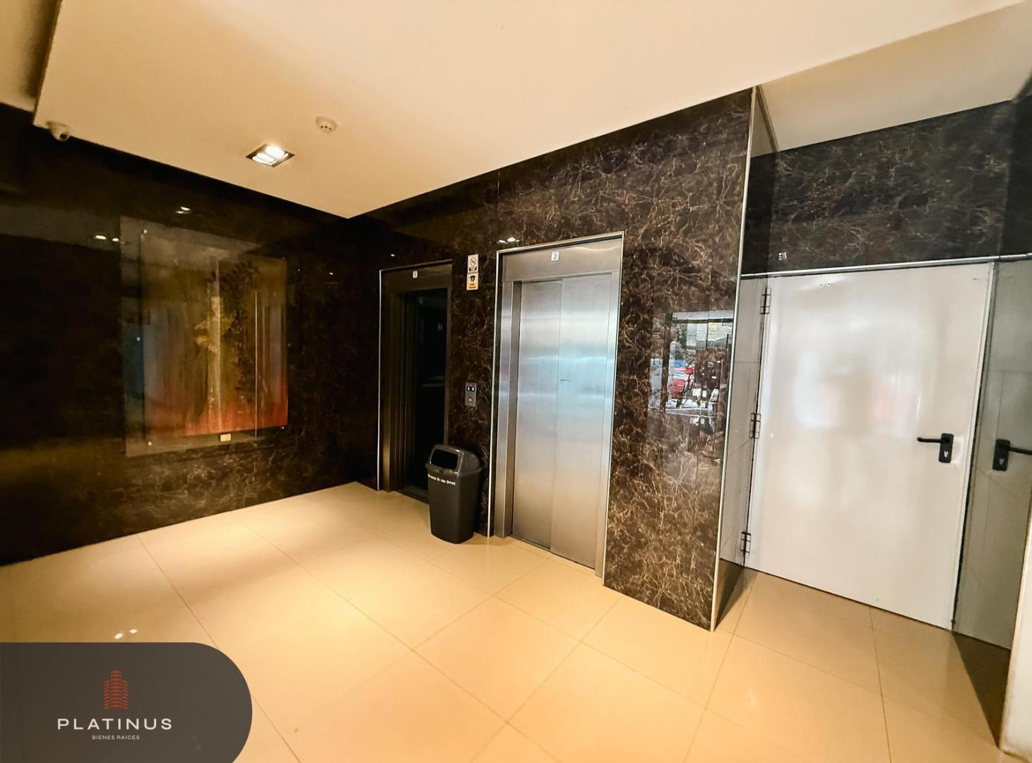 Foto de Local Comercial en Alquiler de 200 m2 - Cofico, imagen 2