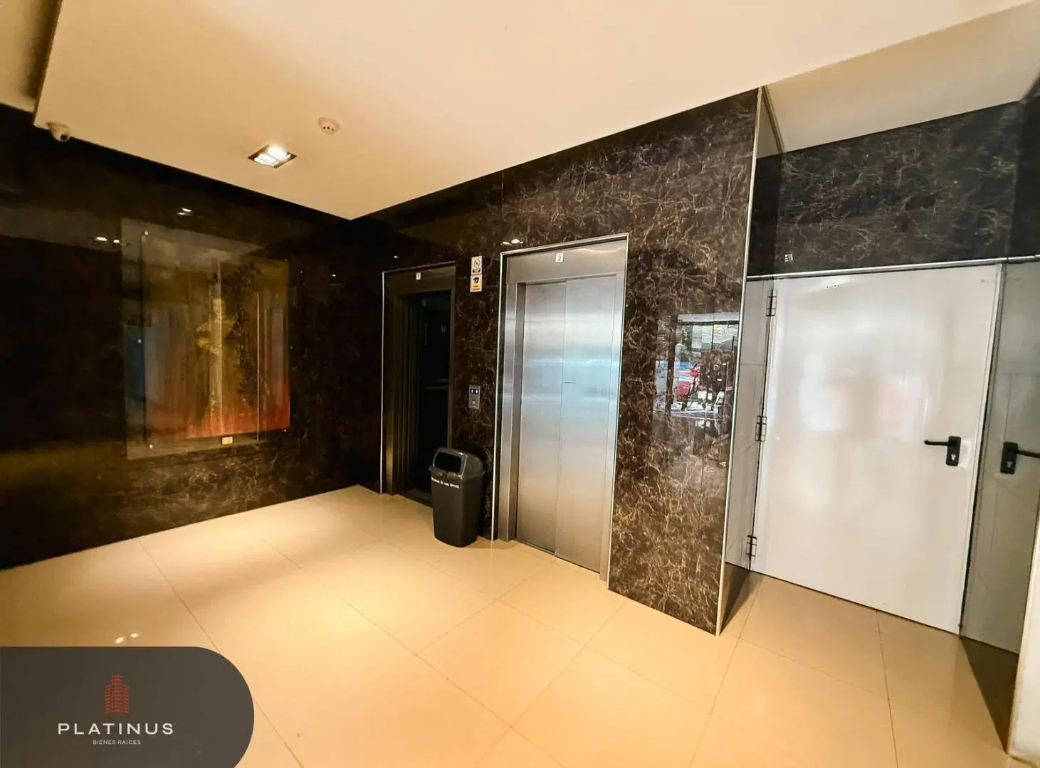 Local Comercial en Alquiler de 200 m2 - Cofico 2