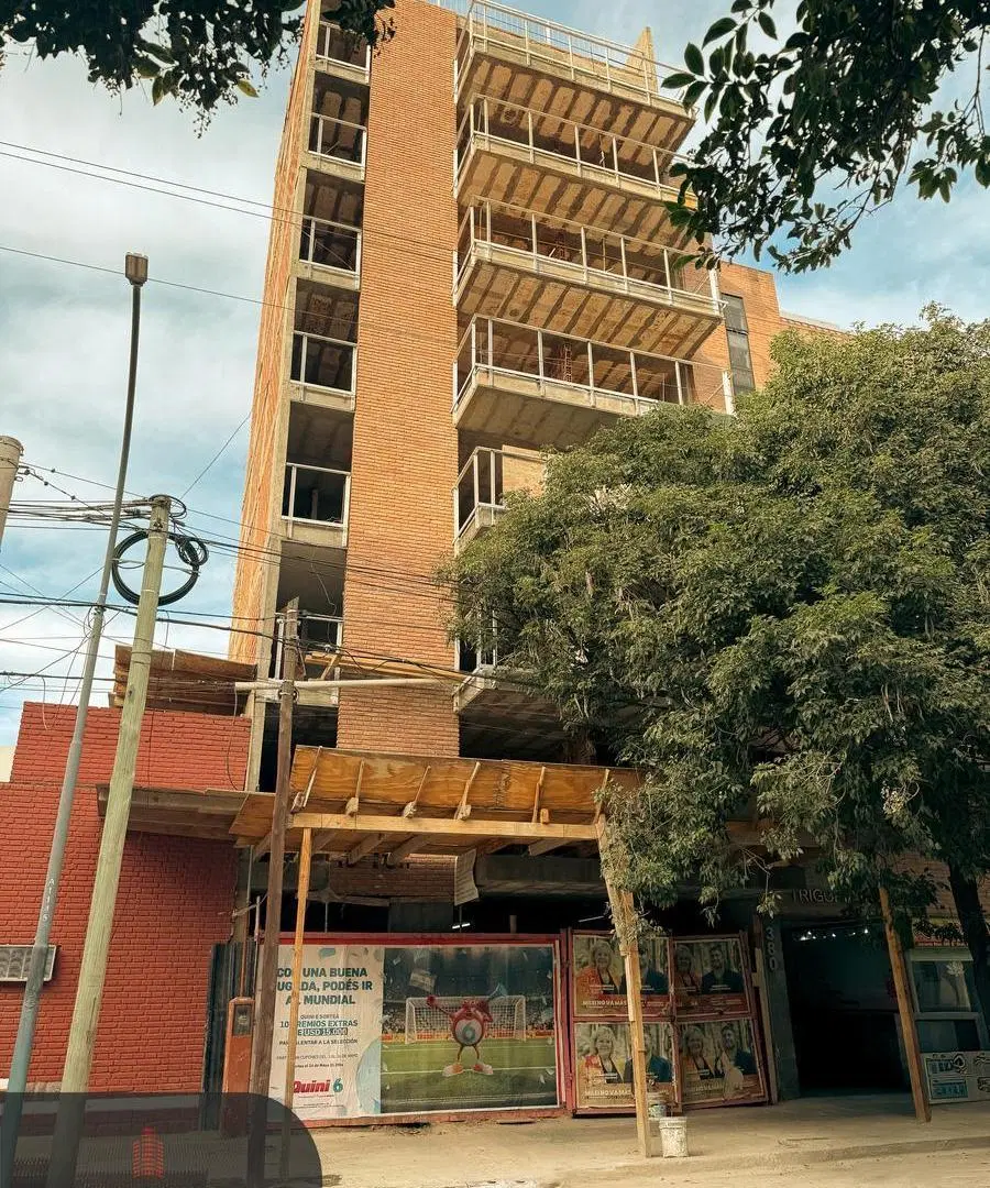 Departamento en Venta 1 Dormitorio - General Paz / Balcón, muy luminoso. 2