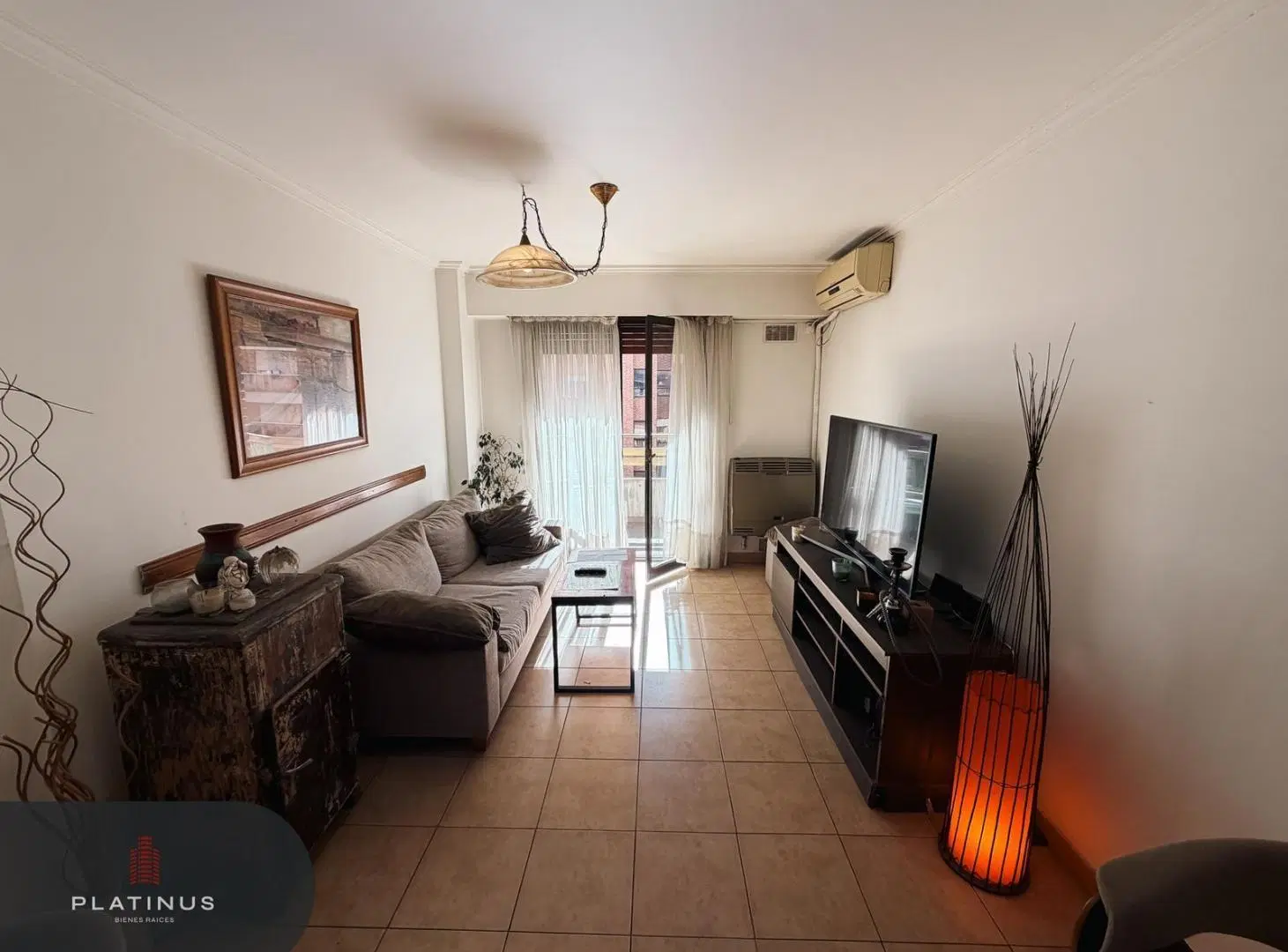 Departamento en Venta de 3 Dormitorios Cuarto de Servicio con Escritura - Nueva Córdoba 3