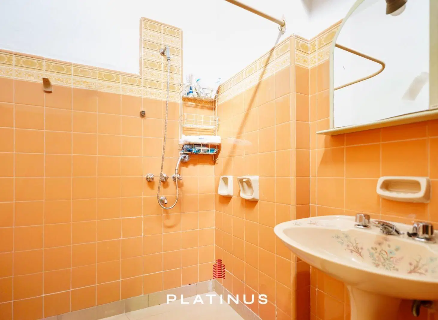 Casa en Venta de 4 Dormitorios con Escritura - Barrio San Martín 2