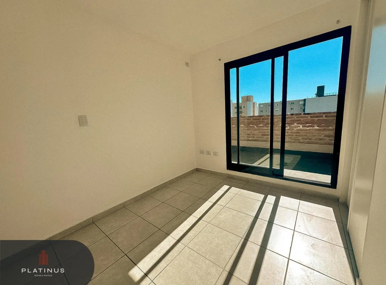 Departamento en Alquiler de 1 Dormitorio - Alto Alberdi 5