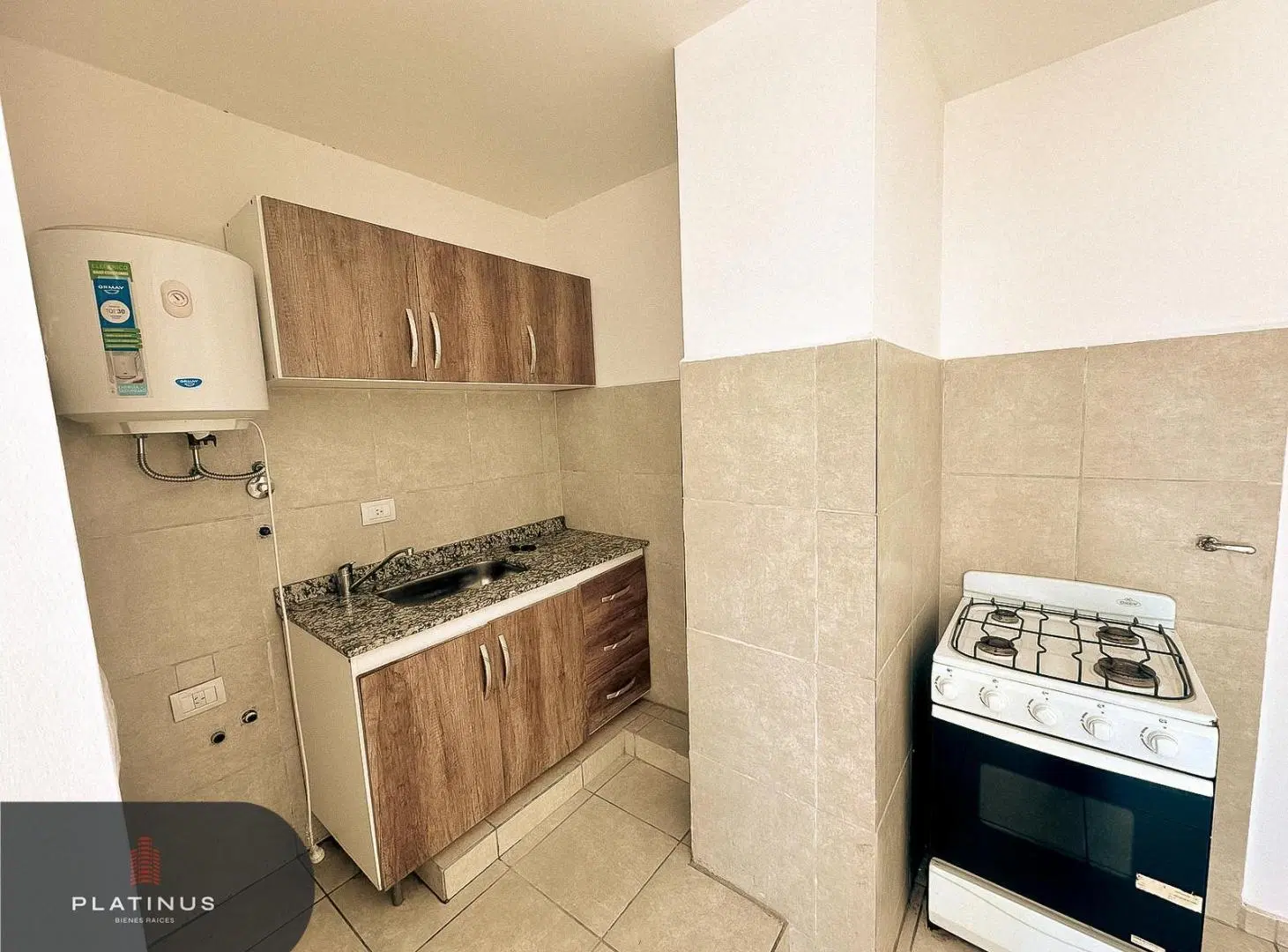 Departamento en Alquiler de 1 Dormitorio - Alto Alberdi 4
