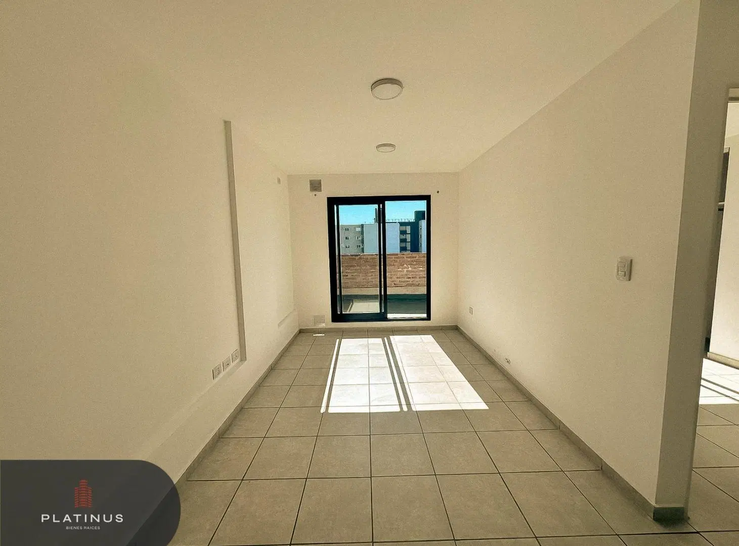 Departamento en Alquiler de 1 Dormitorio - Alto Alberdi 2