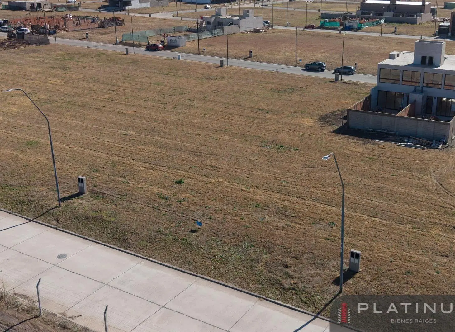 Lote en Venta de 348 m2 - Campos de Manantiales 4