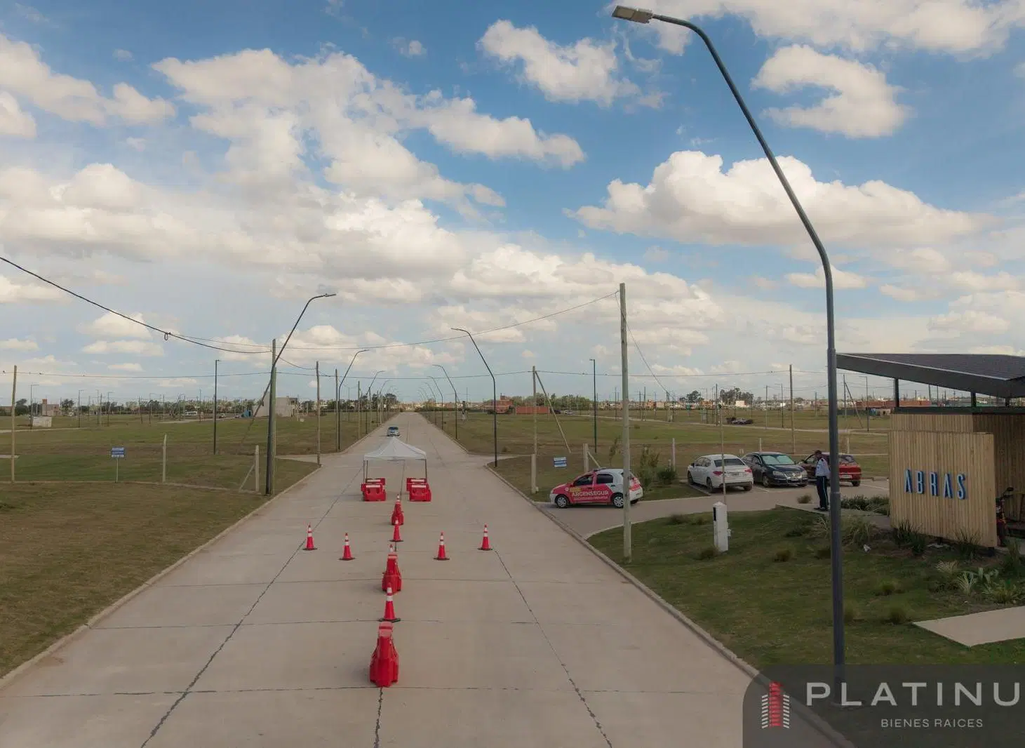 Terreno en Venta de 300 m2 - Abras de Manantiales 2