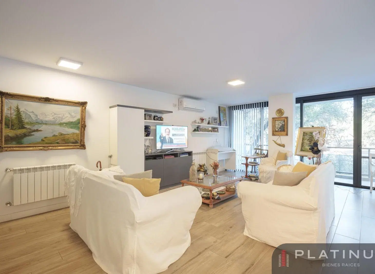Departamento en Venta GreenPark de  3 Dormitorios con Cochera -  Barrio Valle Escondido 5