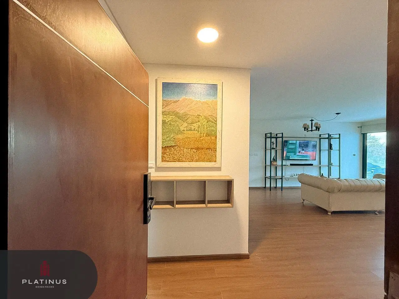 Departamento en Alquiler de 2 Dormitorios - Valle del Golf 2