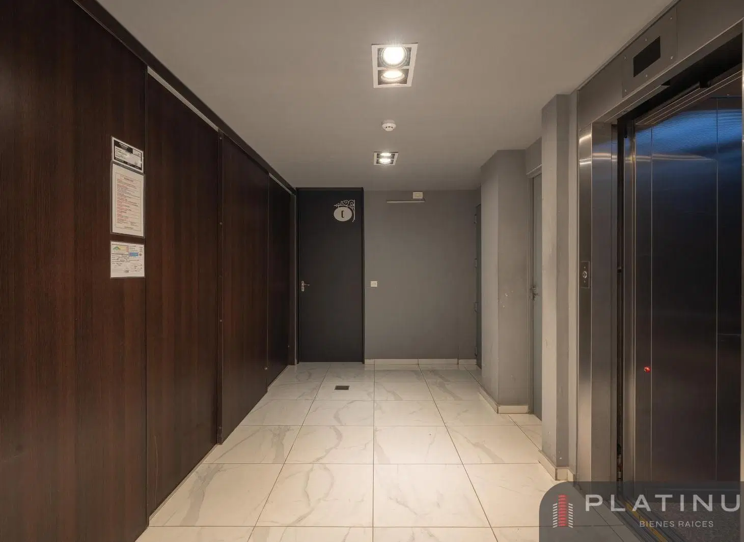 Departamento en Venta de 1 Dormitorio con Balcón frente - Barrio General Paz 5