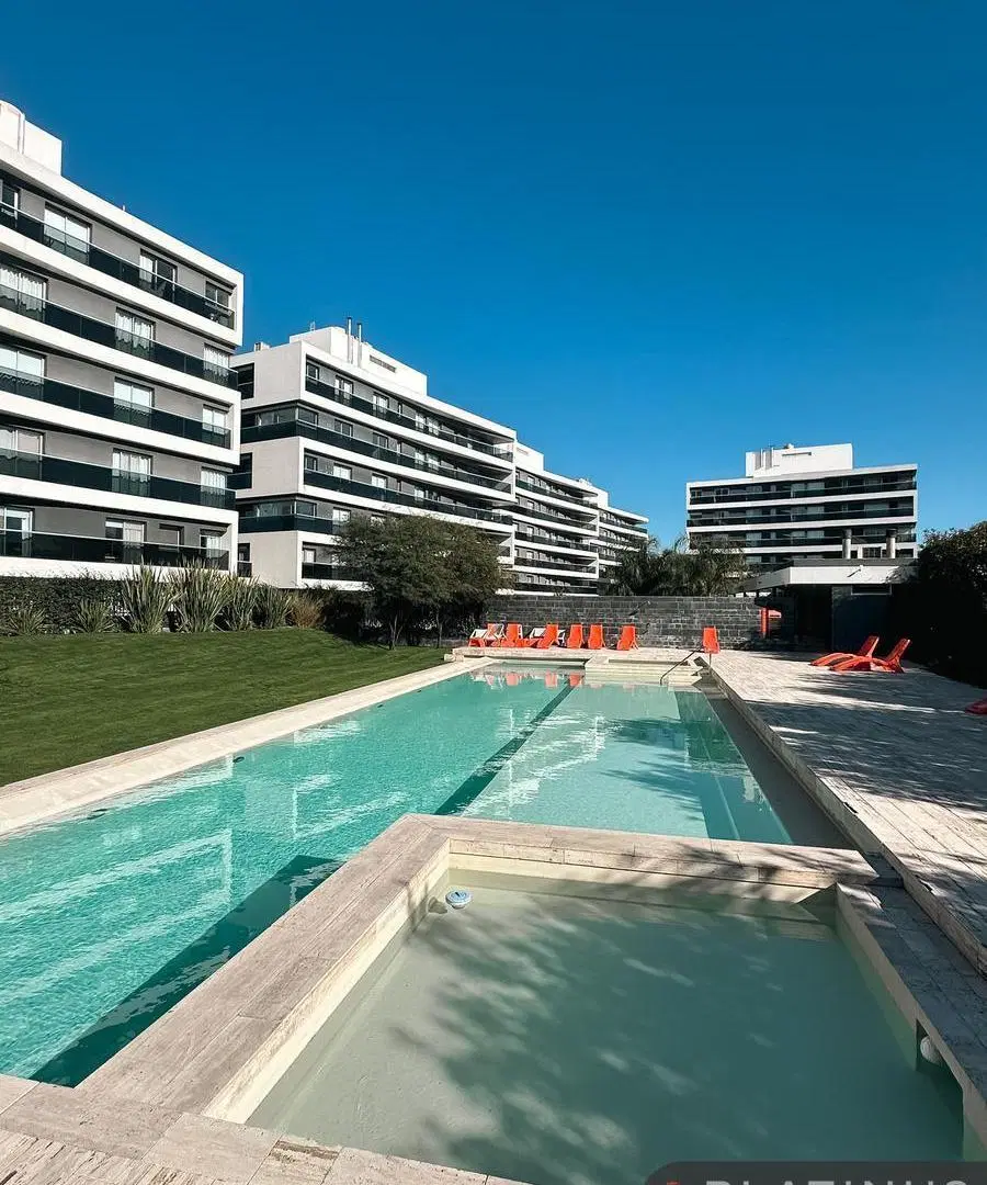 Departamento en Venta de 1 Dormitorio Con Cochera - Complejo Summum 4