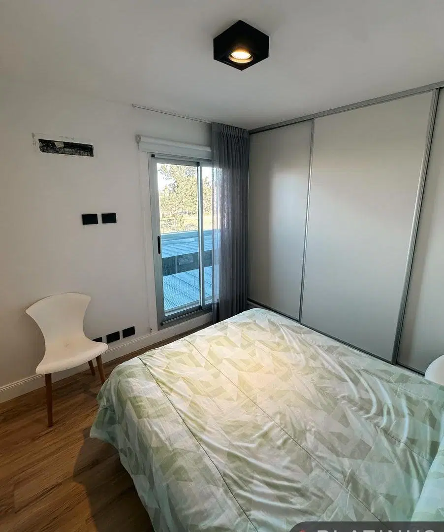 Departamento en Venta de 1 Dormitorio Con Cochera - Complejo Summum 3