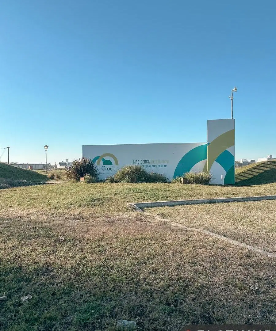 Lote en Venta de 361 m2 - Barrio Las Tres Gracias 5