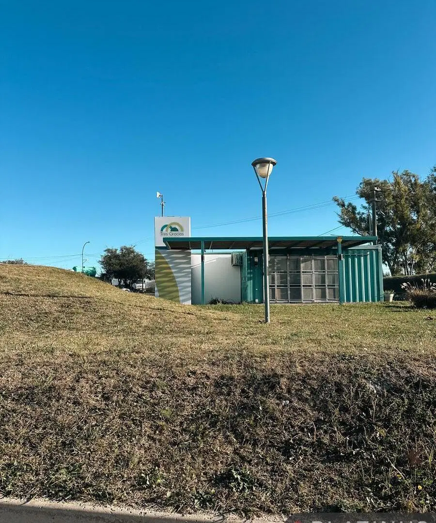 Lote en Venta de 361 m2 - Barrio Las Tres Gracias 4