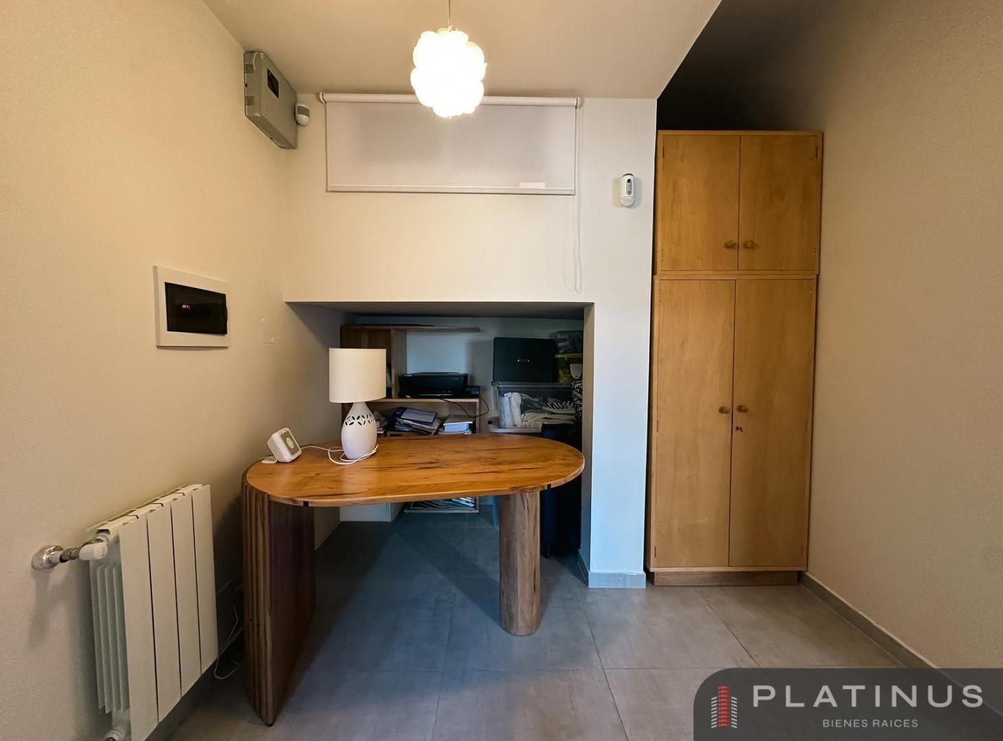 Foto de Casa en Venta de 2 Dormitorios, Con Cochera, Apto Crédito - Tanti, imagen 5