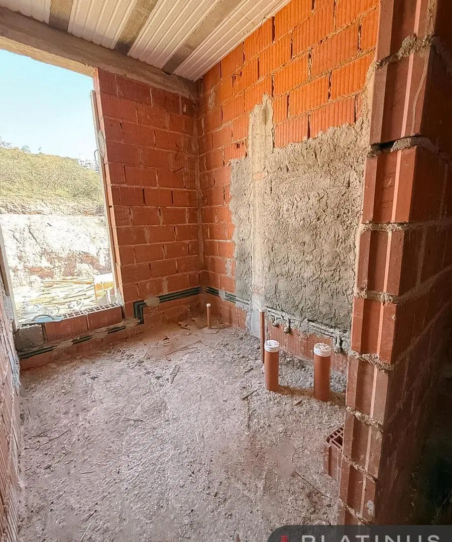 Casa de 3 Dormitorios en Country La Deseada - En construccion 8