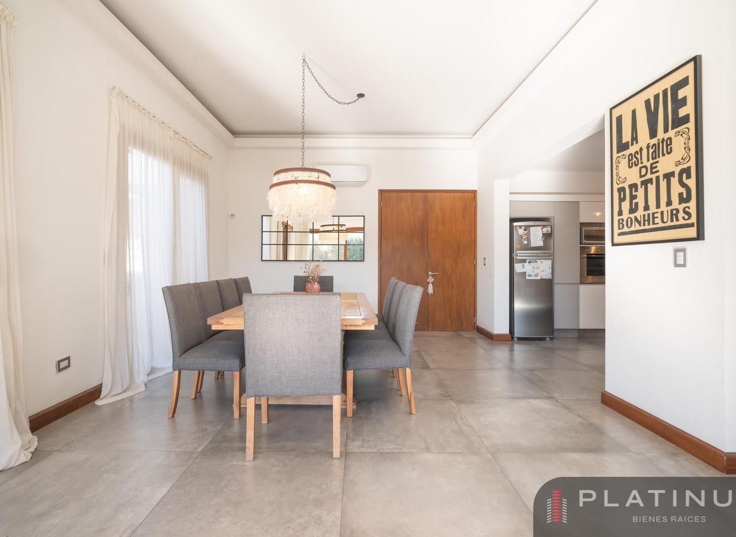 Foto de Casa en Venta de 3 Dormitorios(UNA sola planta) - Cañuelas Country Golf, imagen 1