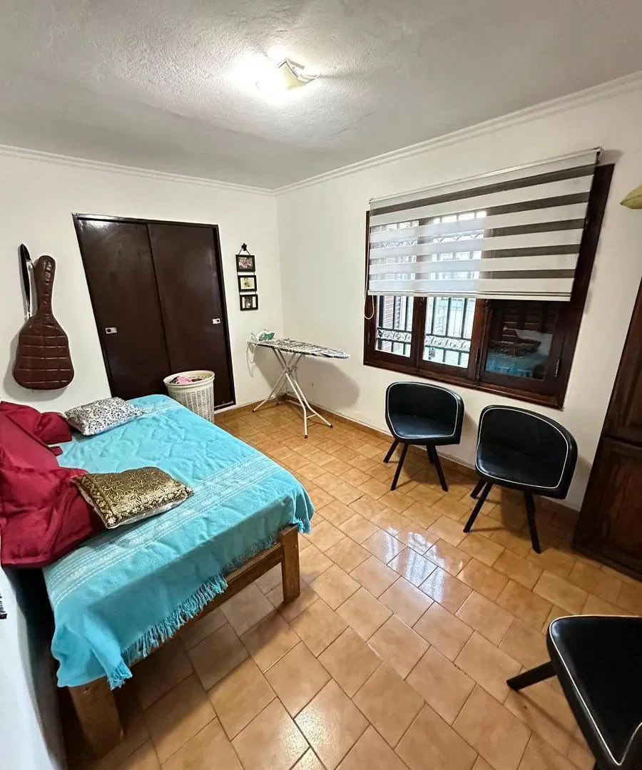 Casa en Venta de 3 Dormitorios, Apto Crédito - Barrio Las Rosas 3