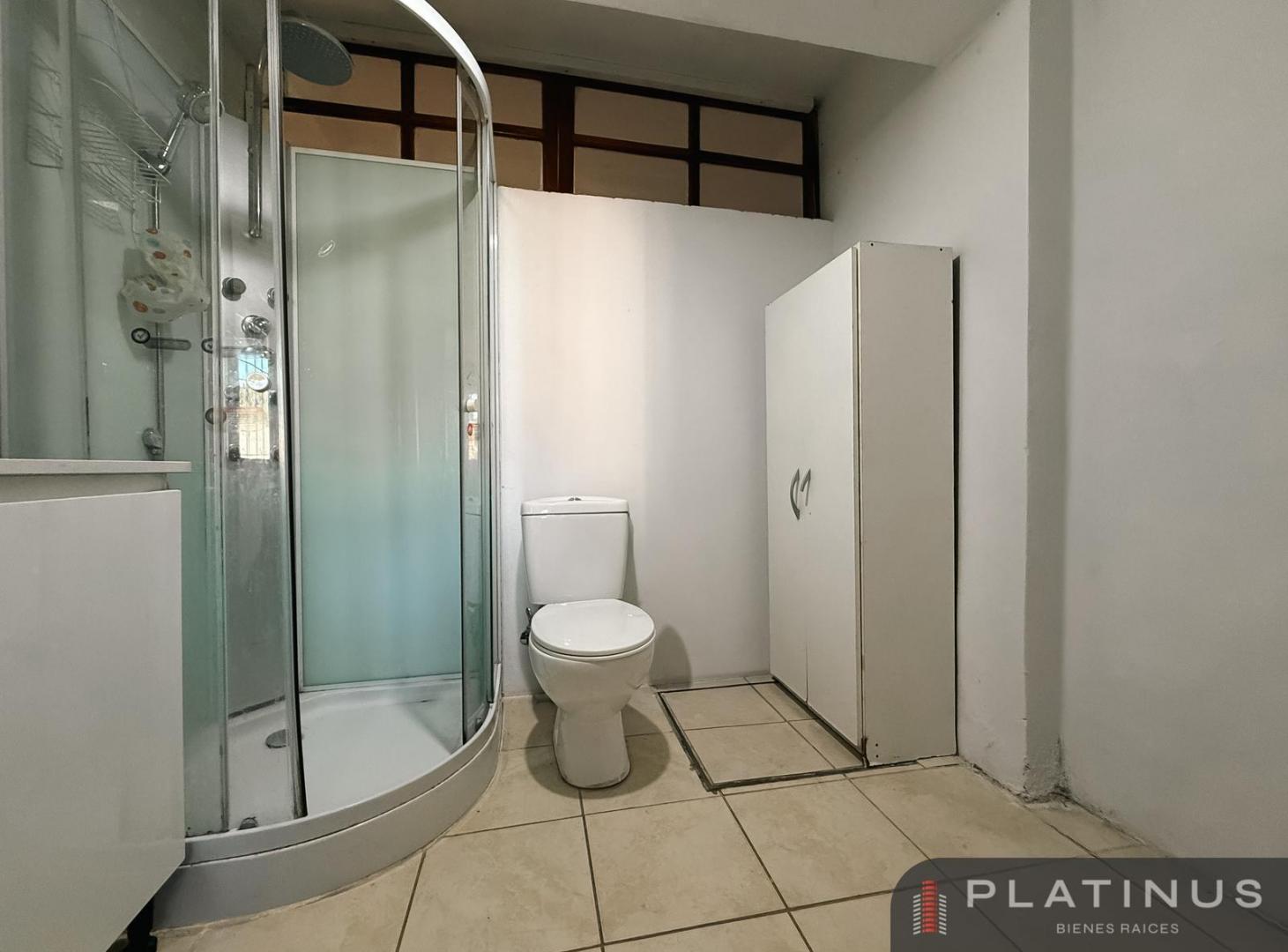 Foto de Casa en Venta de 3 Dormitorios con Cochera - Barrio Matienzo, imagen 2