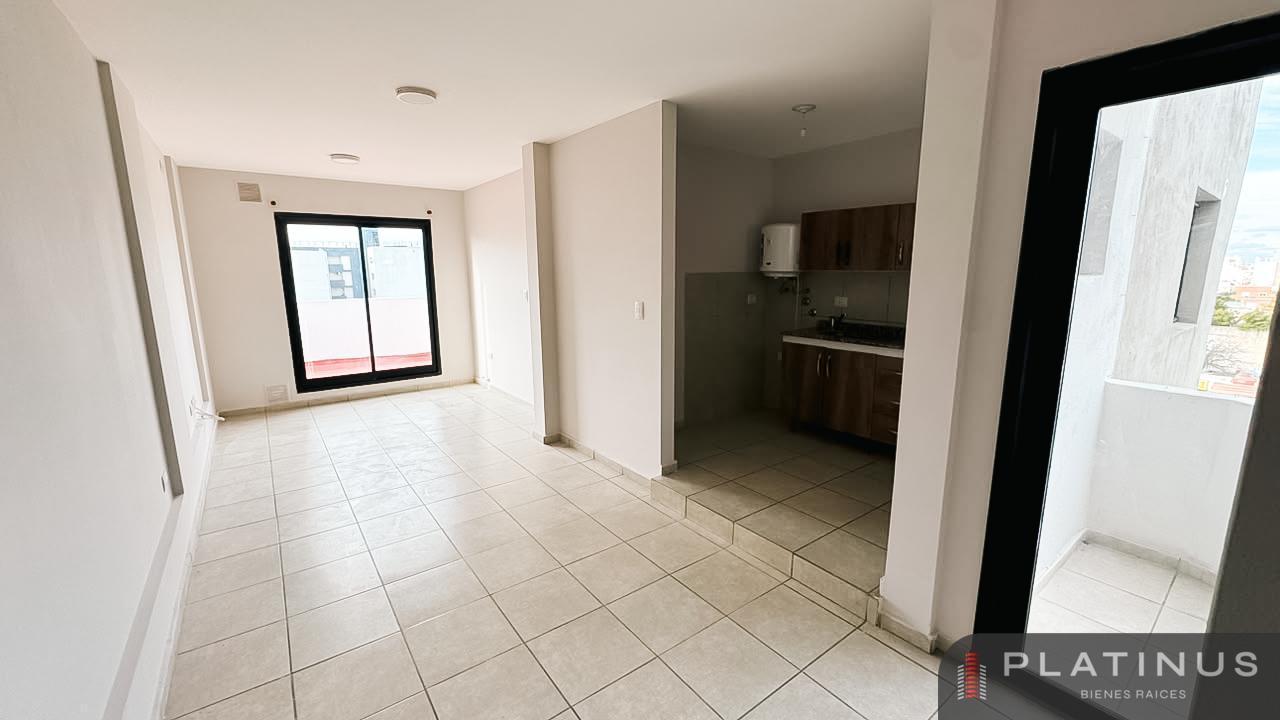 Foto de Departamento en Alquiler de 2 Dormitorios - Alberdi, imagen 2