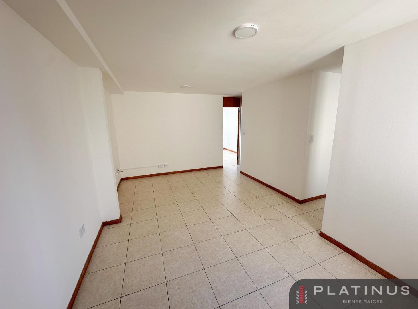 Foto de Departamento en Venta de 1 Dormitorio, Apto Crédito con Cochera, imagen 2