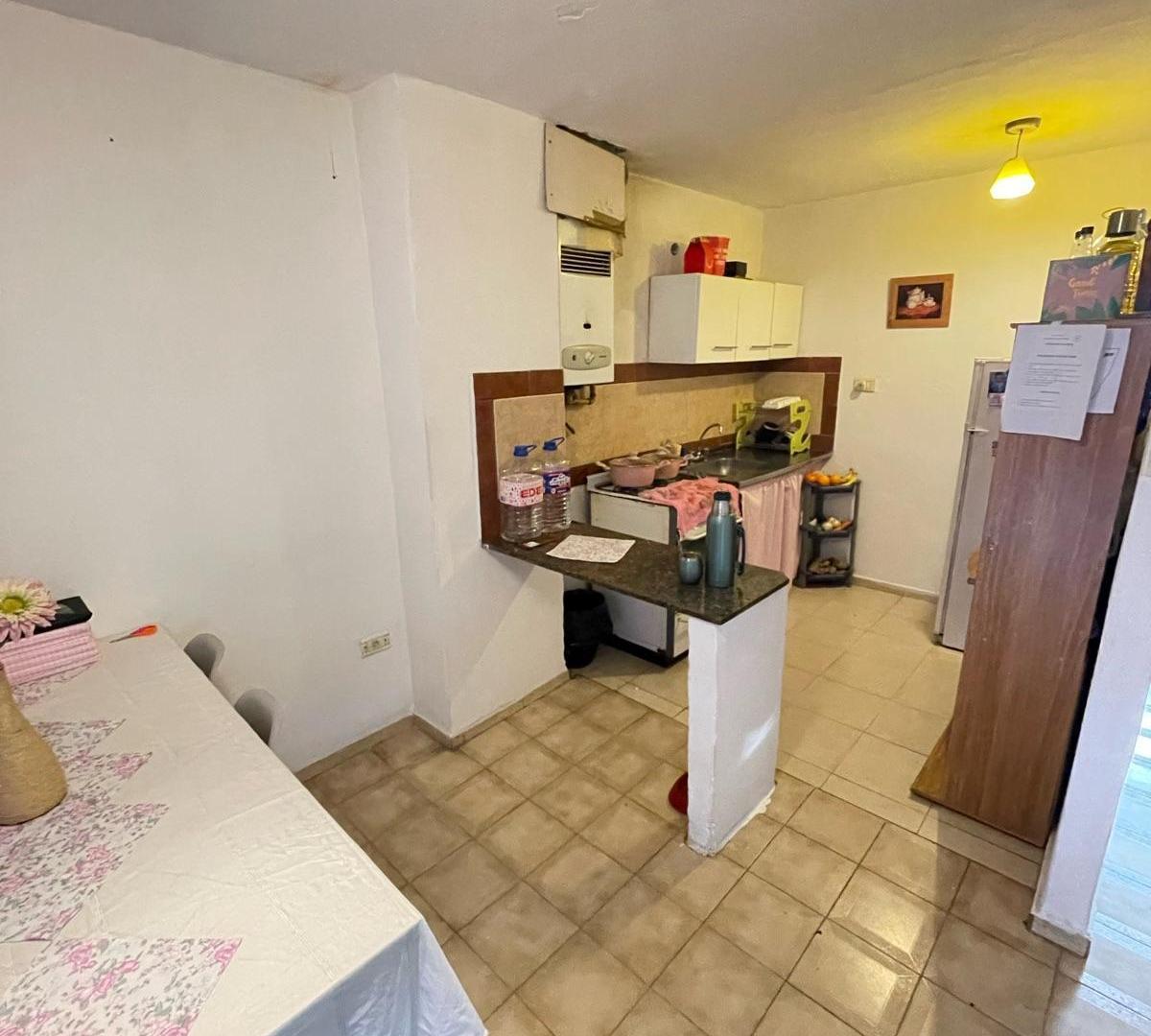 Foto de Casa a Reciclar - Barrio San Martín - Cuenta con 3 PH, ideal para, imagen 5
