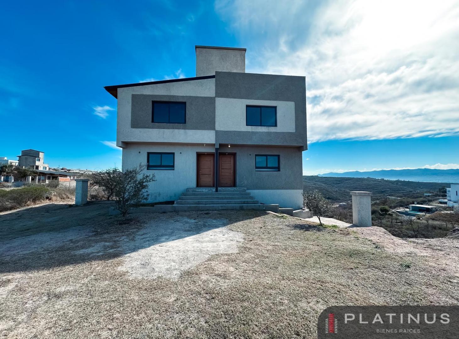 Duplex en Venta de 3 Dormitorios - Barrio La Loma, Carlos Paz
