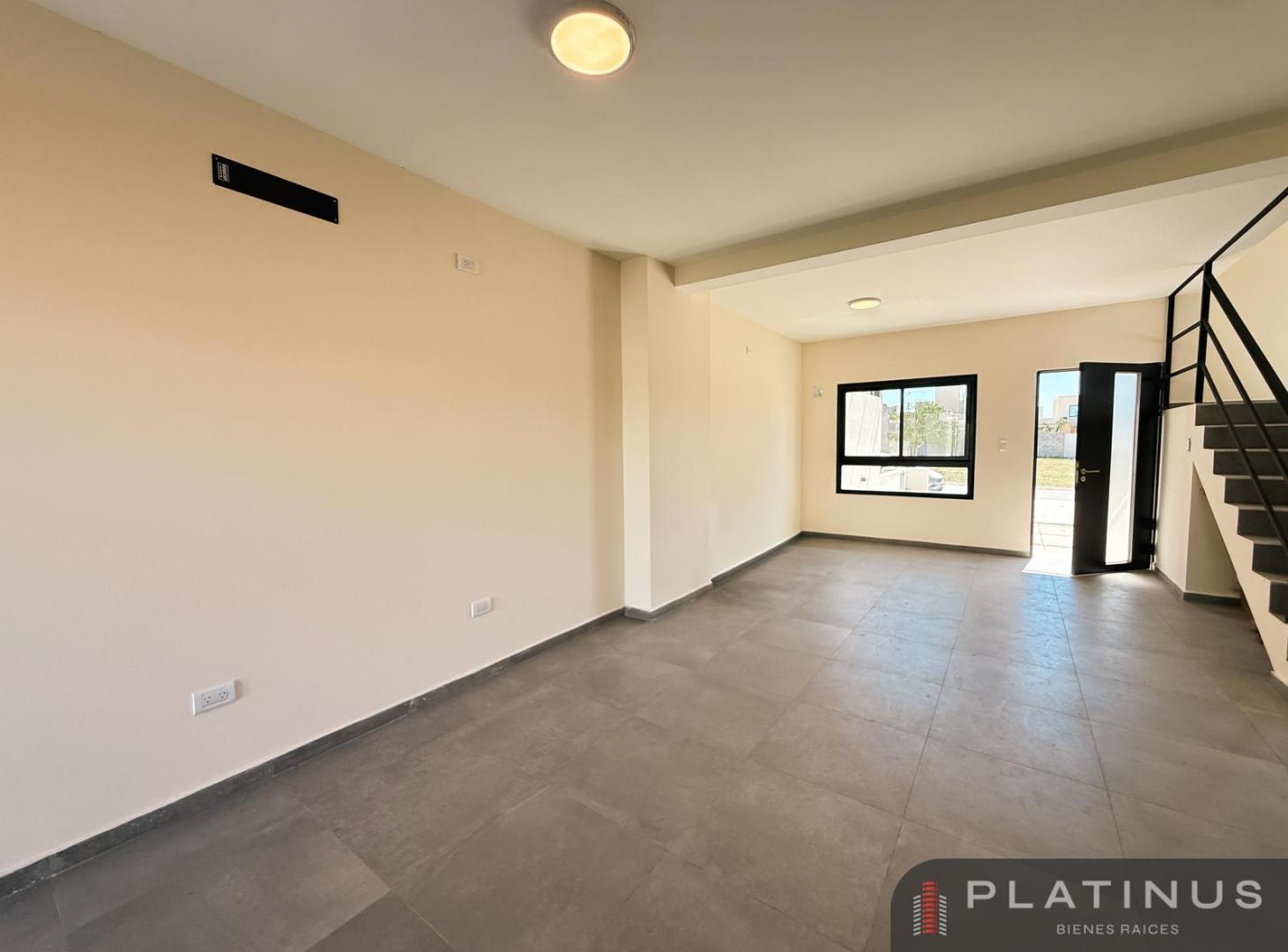 Foto de Duplex en Venta de 3 Dormitorios - Docta Boulevard, imagen 1