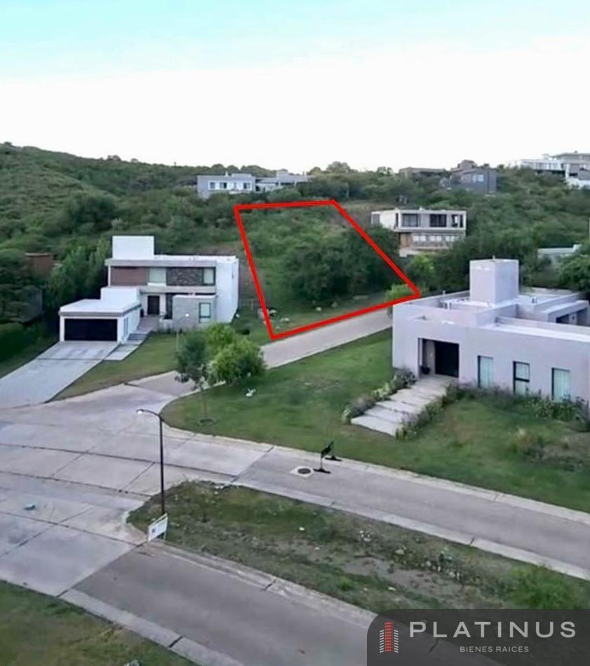 Foto de Lote en Venta de 940 m2 - Country La Deseada, imagen 2