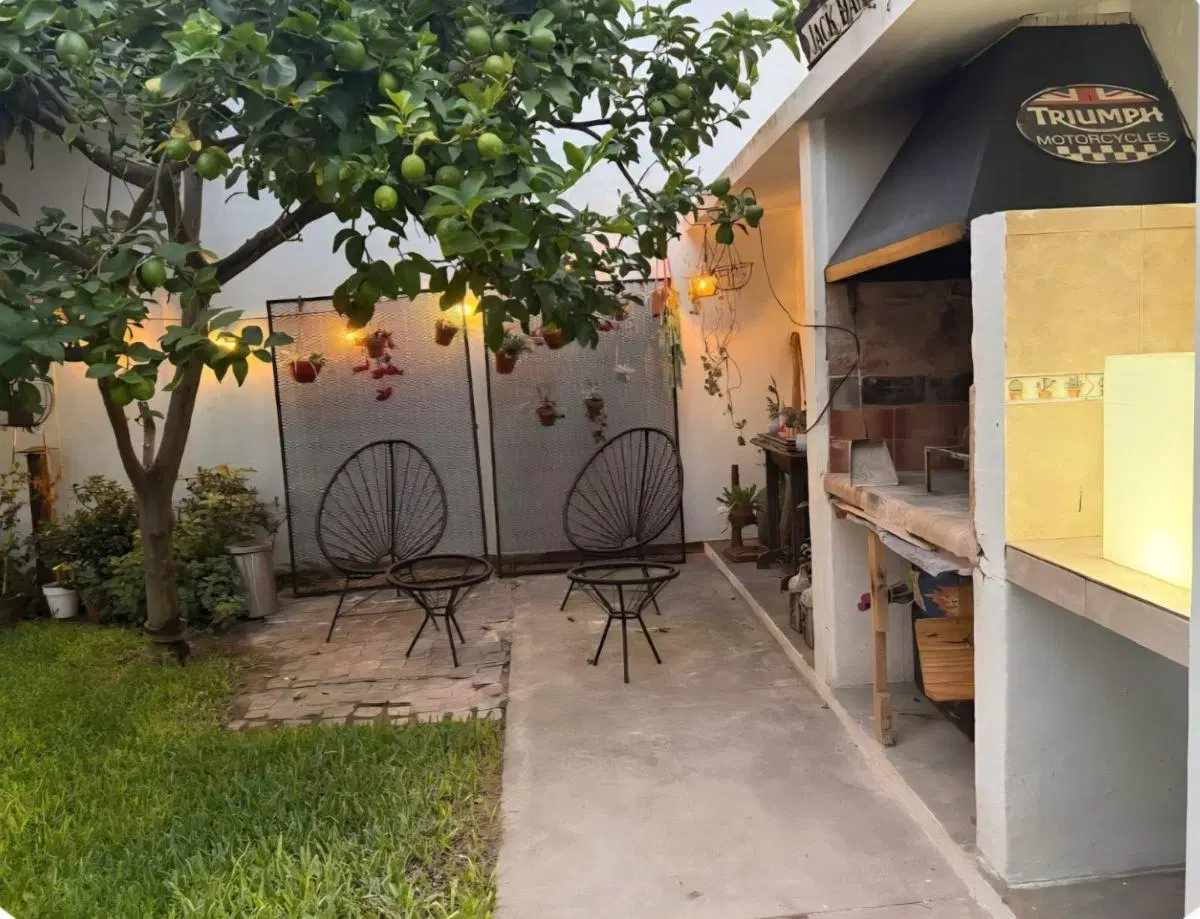Divina e Impecable casa en alquiler por un año,toda amoblada en Olivos. 3