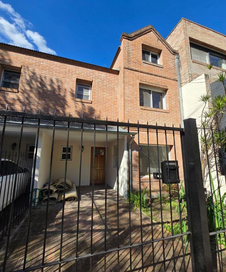 Foto de Impecable dúplex con playroom y jardin de 3 dorm en el bajo de San, imagen 1