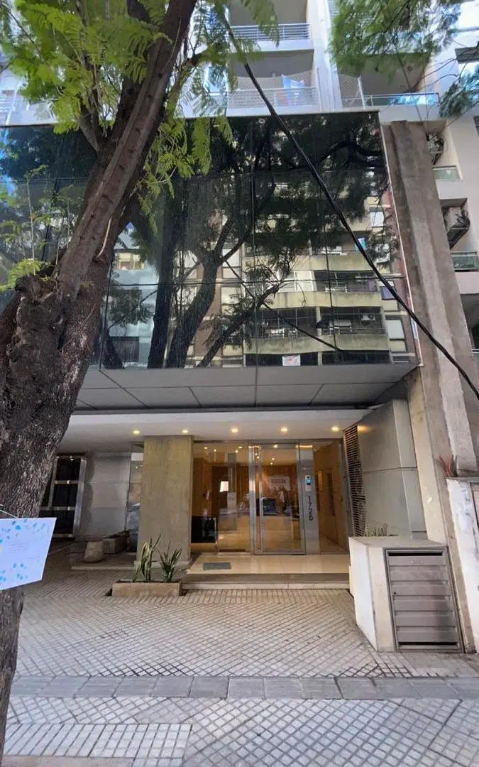 Departamento Categoría | 2 Dormitorios Cochera | Centro de Rosario | 82,80 m² Exclusivos | 9.º Piso 1