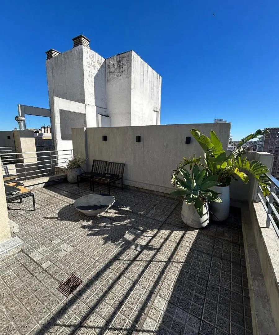 Departamento Categoría | 2 Dormitorios Cochera | Centro de Rosario | 82,80 m² Exclusivos | 9.º Piso 3