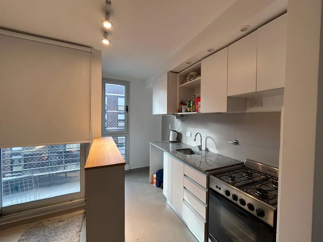 Departamento Categoría | 2 Dormitorios Cochera | Centro de Rosario | 82,80 m² Exclusivos | 9.º Piso 5