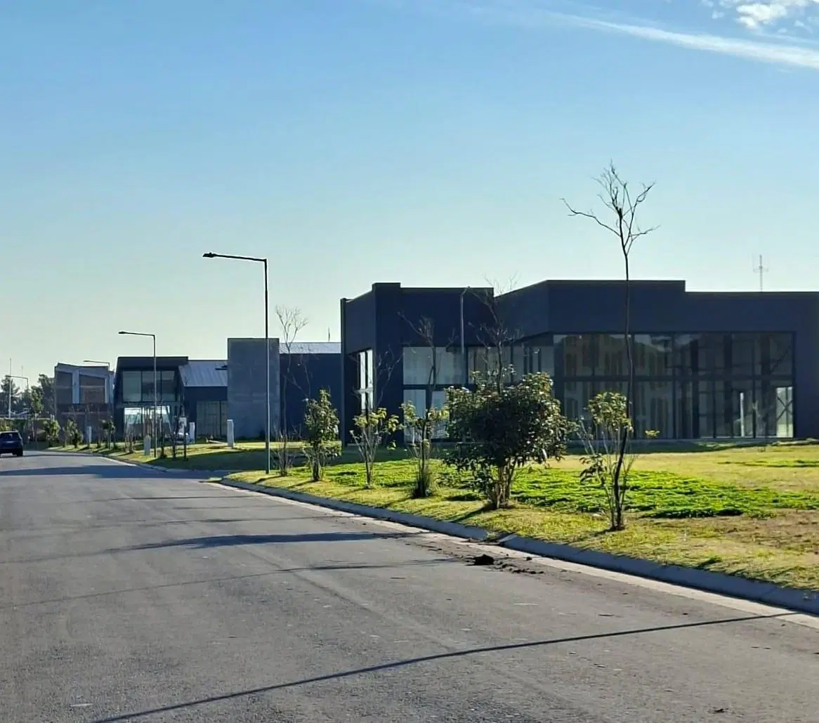 Terreno en Funes 2