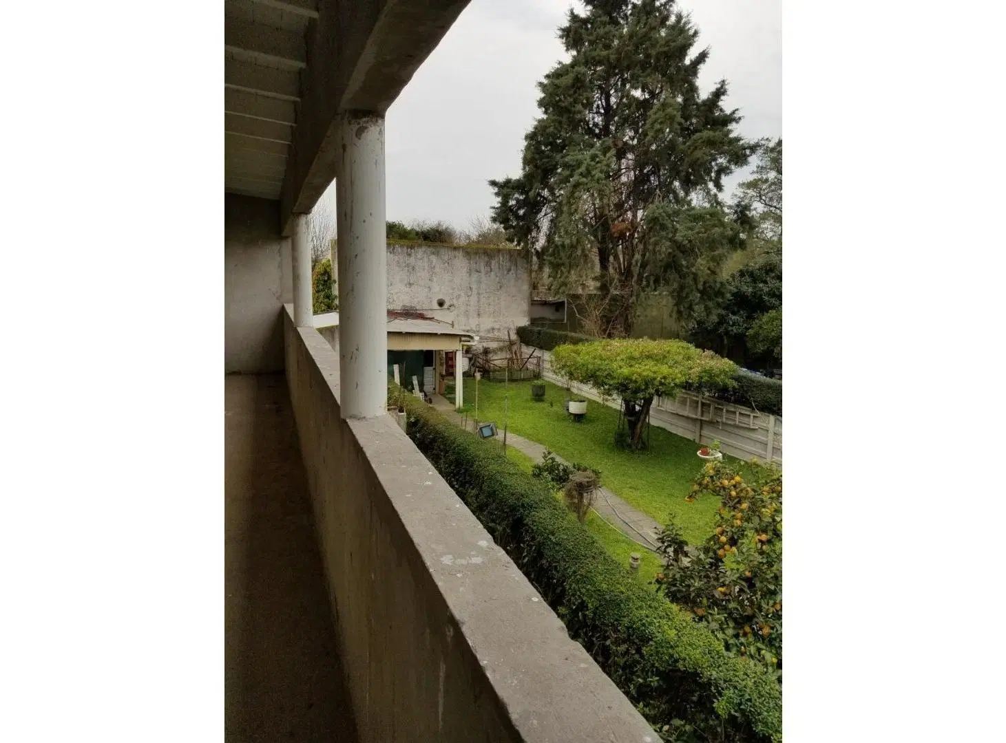 Garin , 2 ambientes complejos de 6 deptos de 40mtrs2 5
