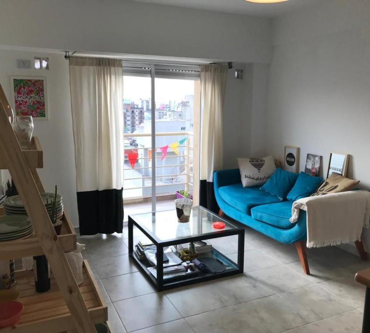 Departamento con Cochera, en Venta. - Morón Centro 1