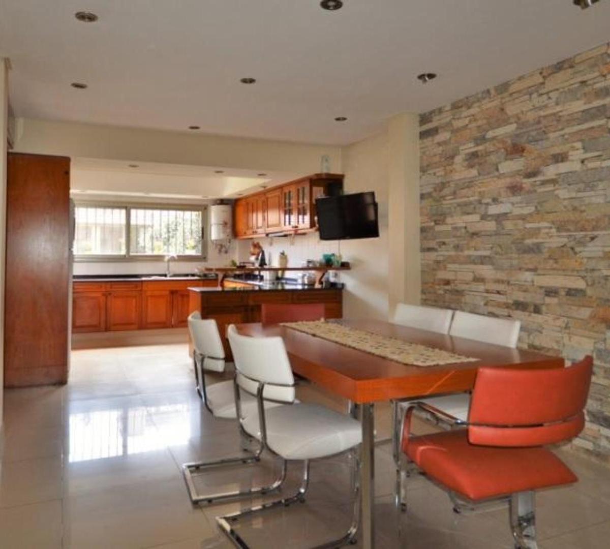 Foto de CASA EN VENTA - Ituzaingó Norte, imagen 5
