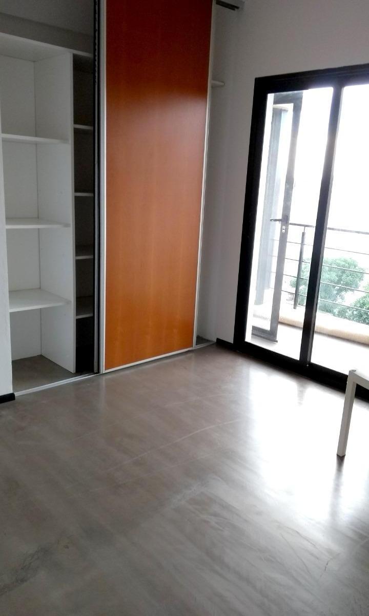 Departamento (Apto Profesional) en Venta - Morón Centro 4