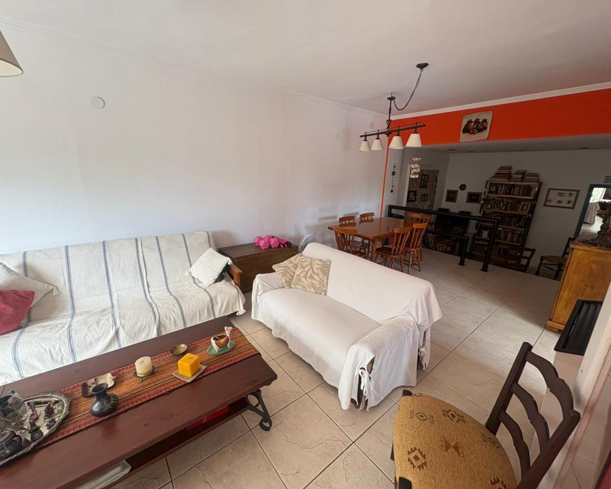 PH EN VENTA - ITUZAINGO CENTRO