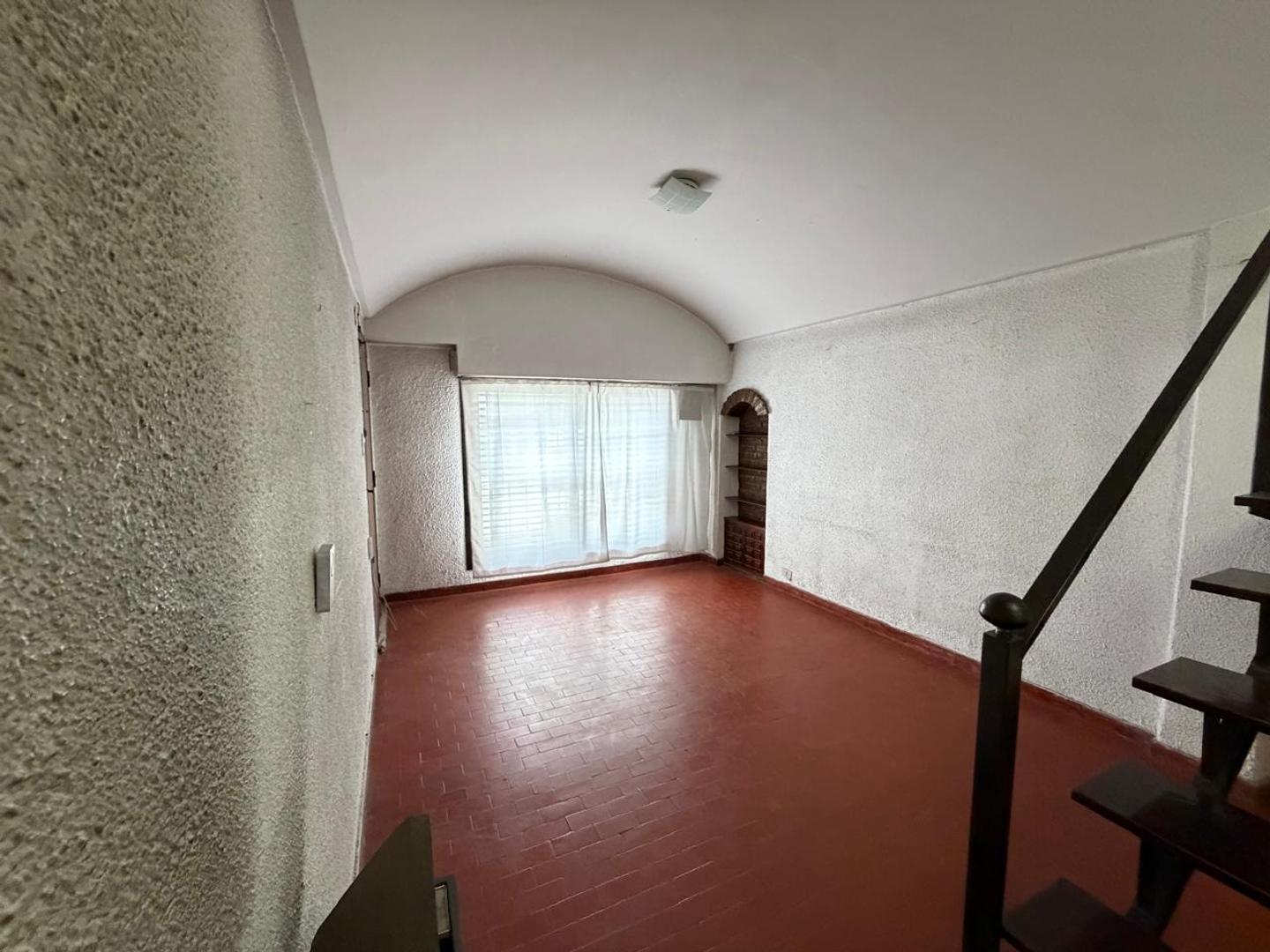 Foto de Casa, cuatro ambientes con cochera doble, en venta. Morón, imagen 4