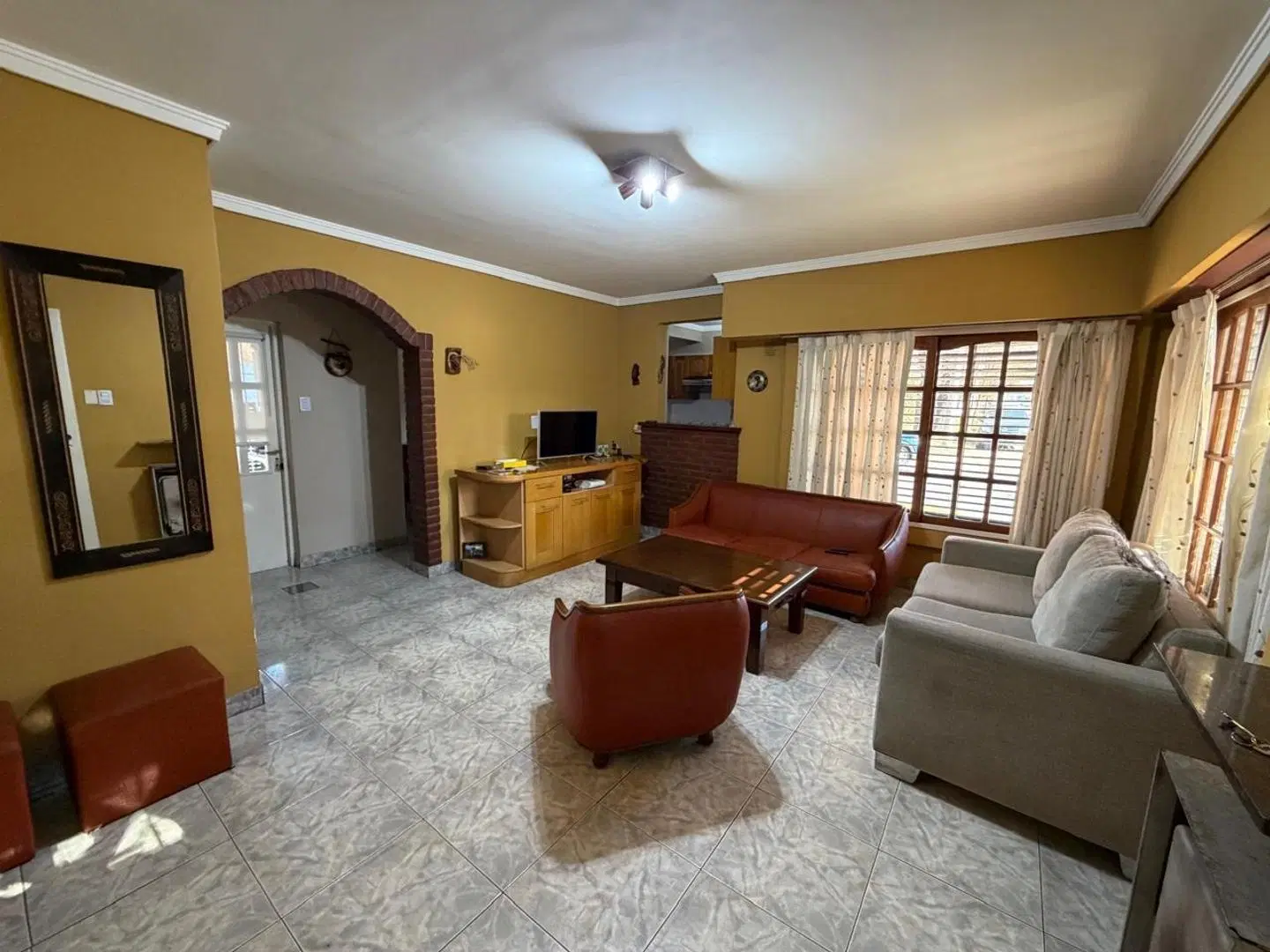 CASA CUATRO AMBIENTES, EN VENTA - Castelar 4