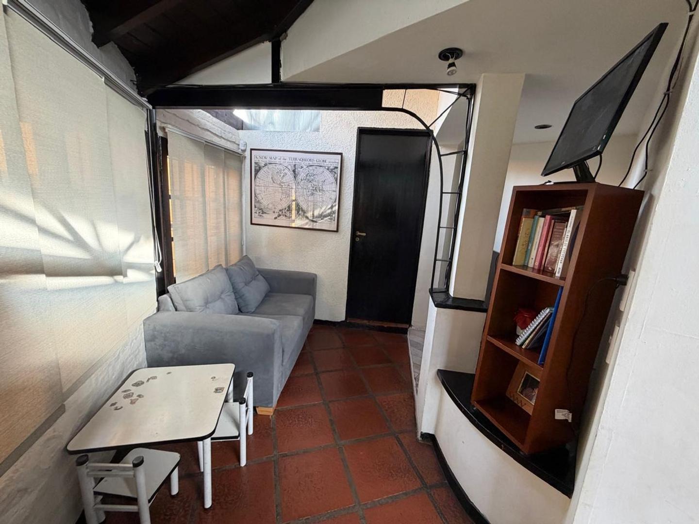 Foto de CASA C/COCHERA CUBIERTA Y AMPLIO PARQUE EN VENTA – ITUZAINGO, imagen 5