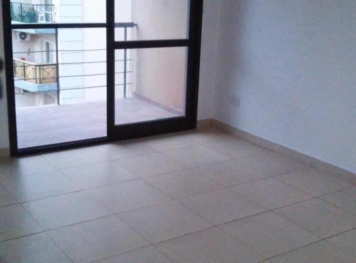 DEPARTAMENTO DOS AMBIENTES  EN ALQUILER A PASOS DE LAS LOMITAS 3