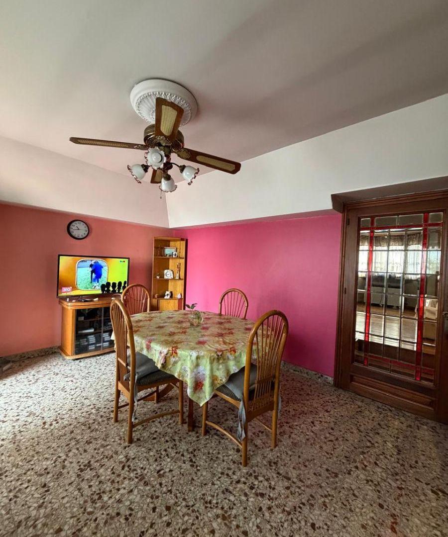 Foto de CHALET EN VENTA LOMAS DE ZAMORA, imagen 2