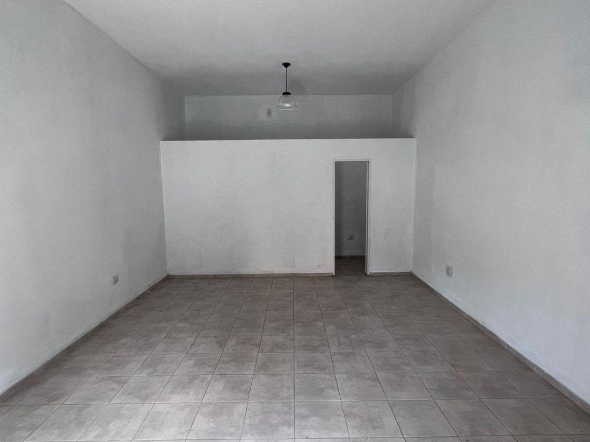 Foto de LOCAL COMERCIAL EN ALQUILER BURZACO, imagen 1
